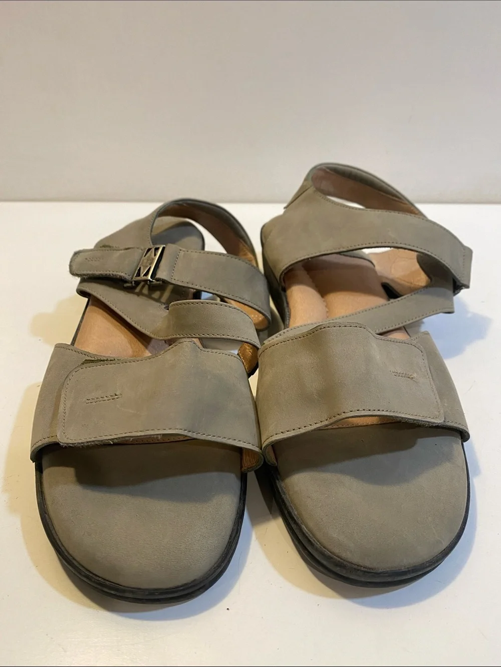 BEUTIFEEL  Olive Green Adjustable Strap Comfort  Sandals Sz 42